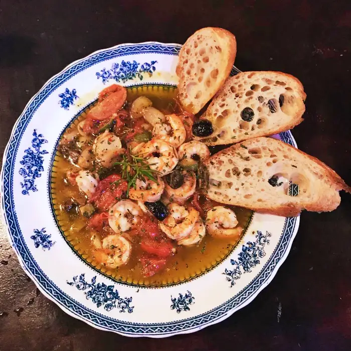 전참시 전지적 참견시점 강남 압구정 로데오 디제잉 위스키 와인 바 그라나파다노 트러플 짜파게티 맛집