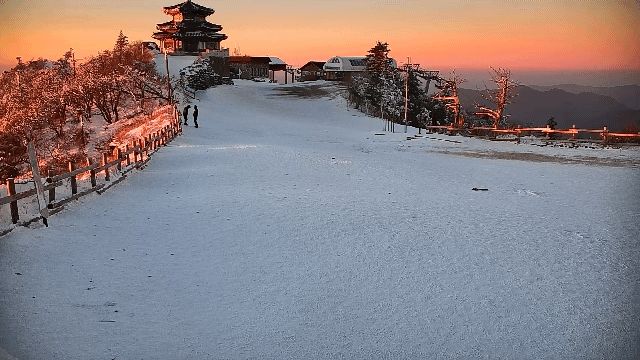덕유산