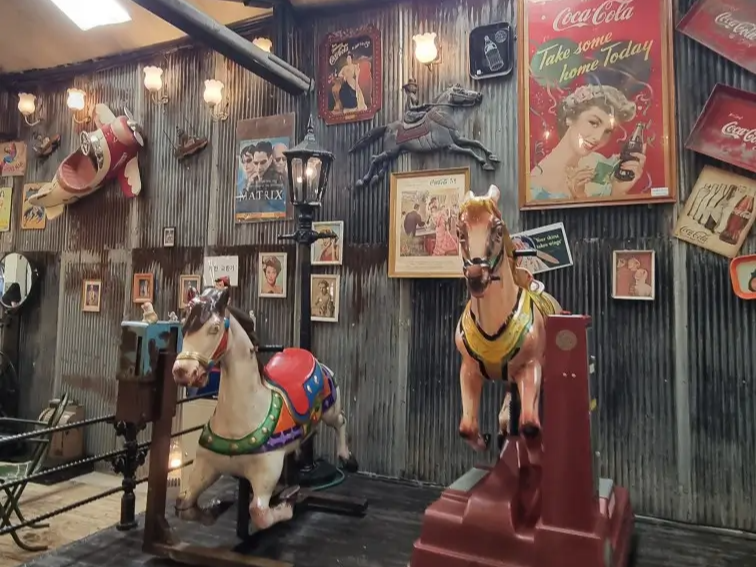 인천 강화도 조양방직 카페: 레트로한 포토존, 음료 할인받는 방법