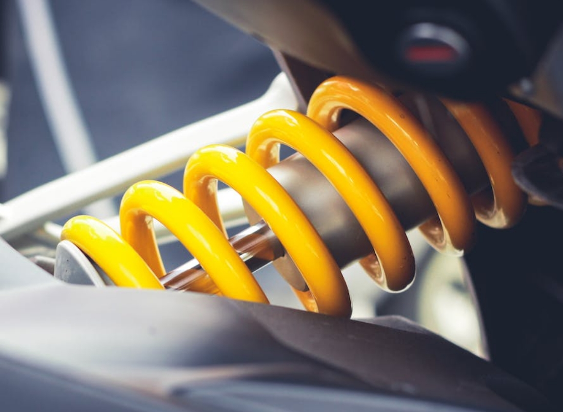 자동차 서스펜션