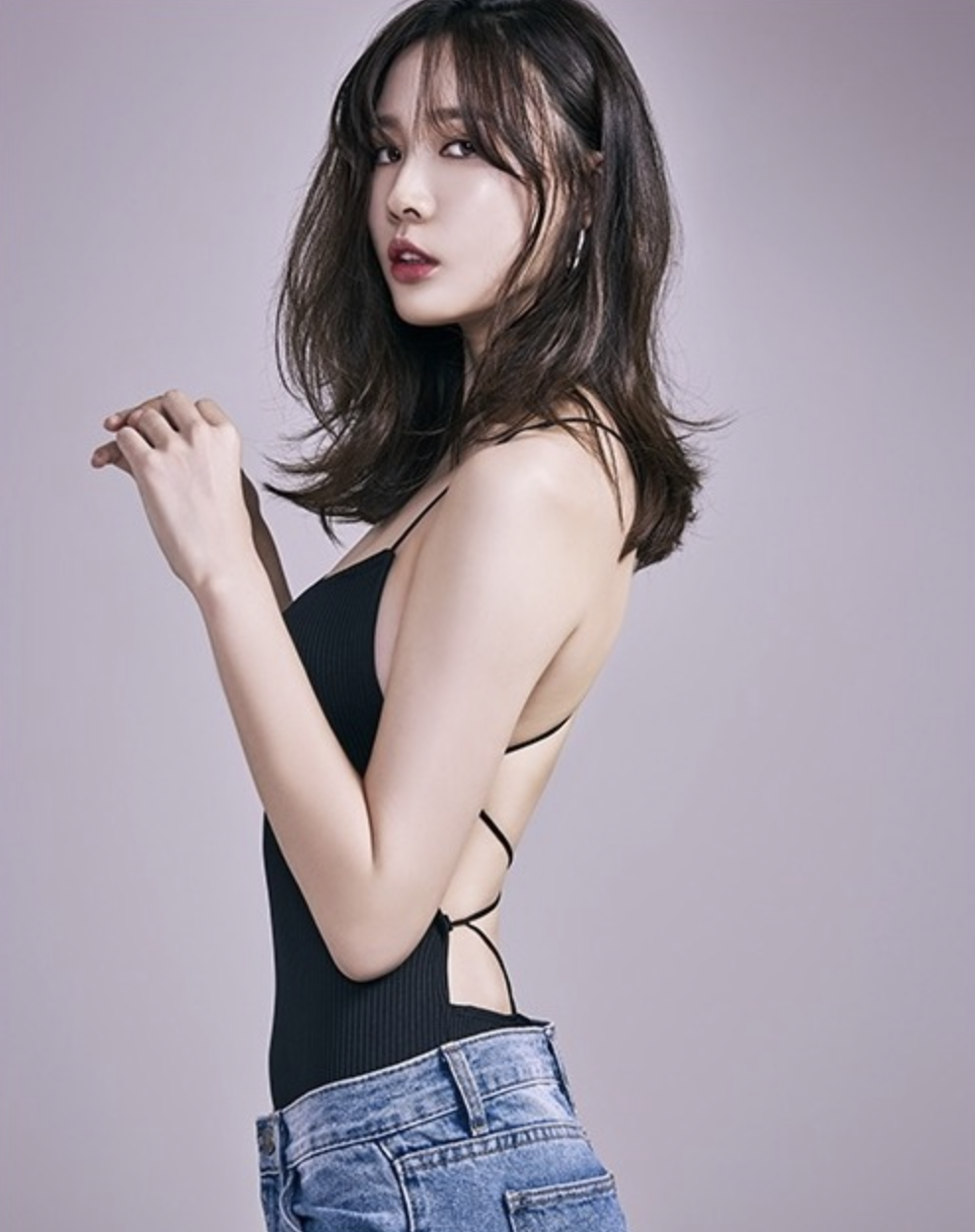 진아름 모델포스