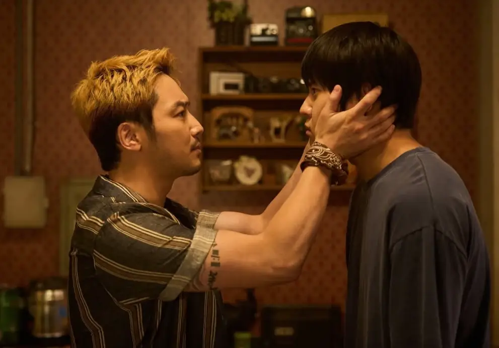 넷플릭스-파반느-출연진-줄거리-OTT-원작-소설