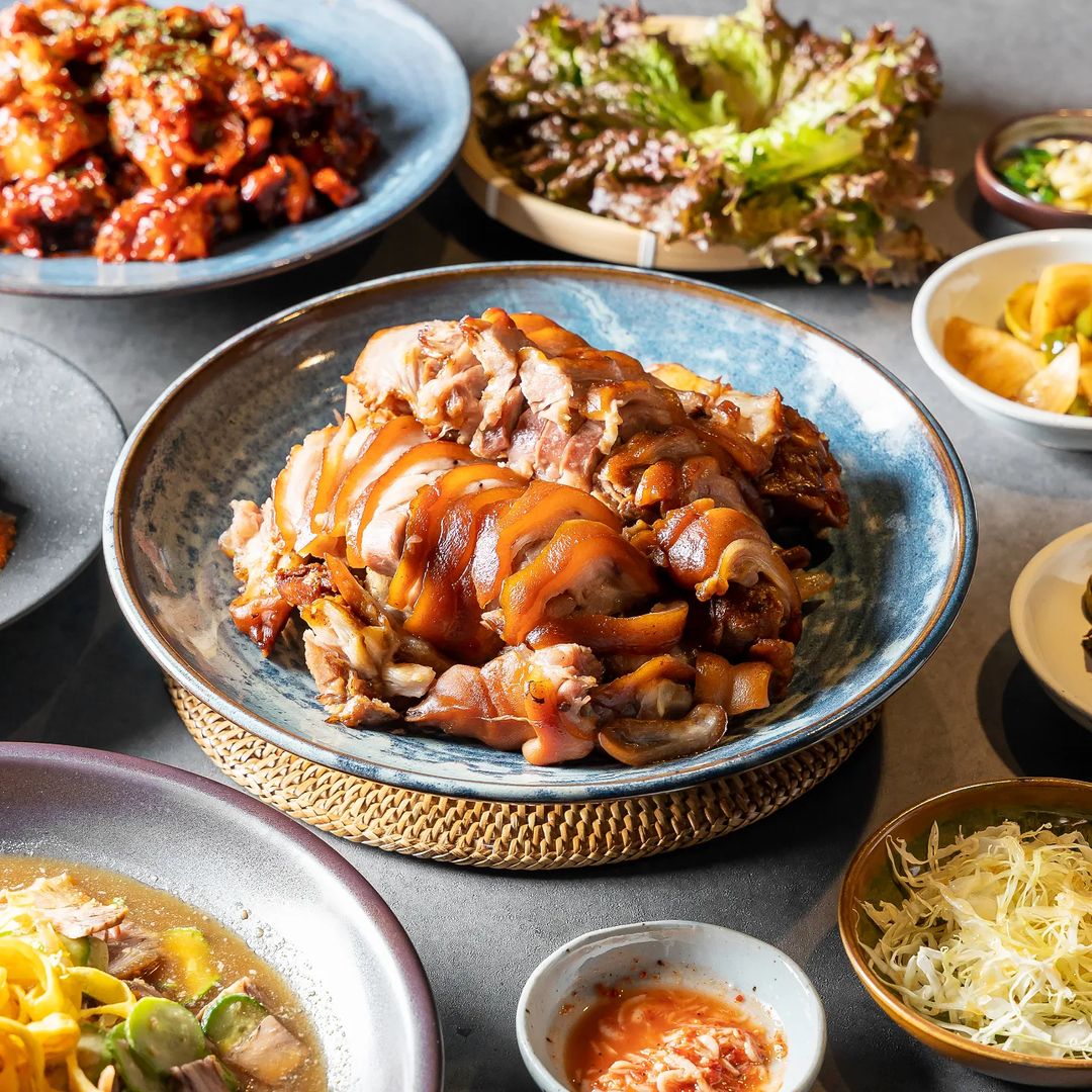 돈쭐내러왔습니다 은평구 연신내 보쌈 족발 뼈구이 맛집
