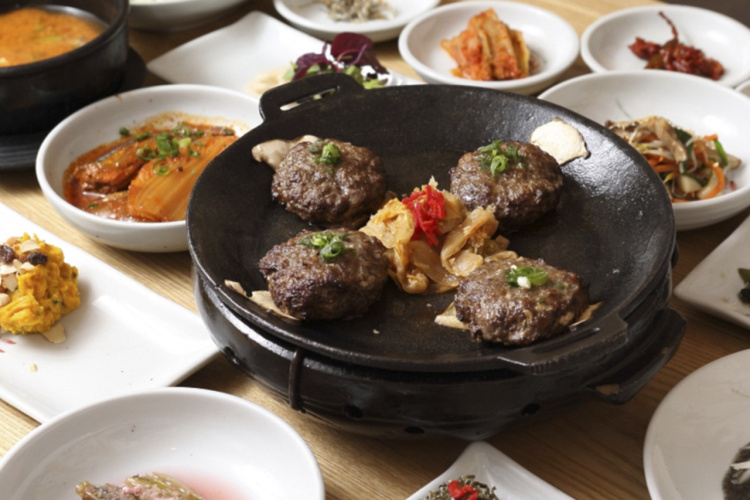 담양 죽녹원 신의 한 수! 맛의 결정타 궁극의 육즙을 잡았다! 수제 떡갈비 가마솥 죽순밥 맛집 추천