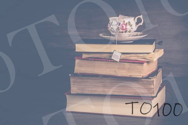 낡은책과 커피잔