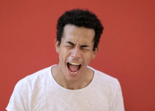 미간주름-없애는-방법