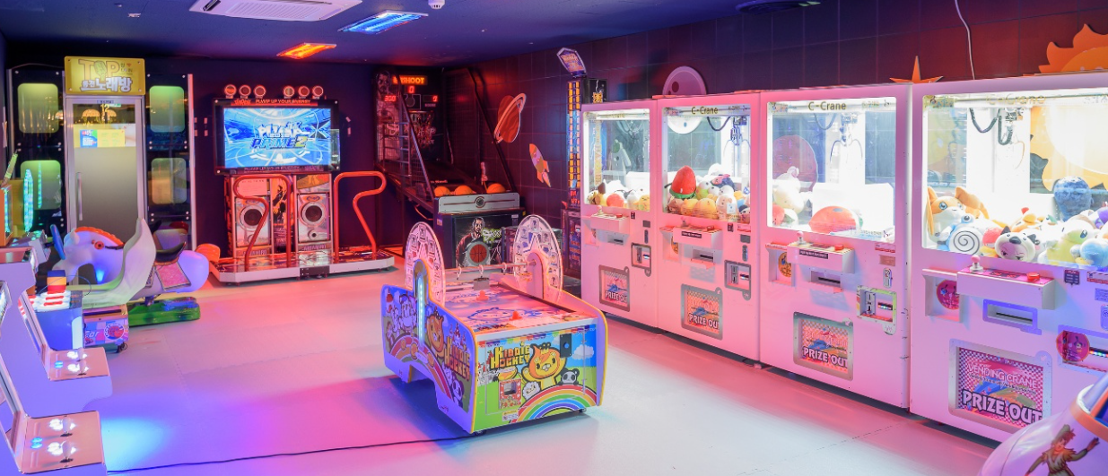 쥬라리움-청라점-실내-휴식공간-설명하는-사진