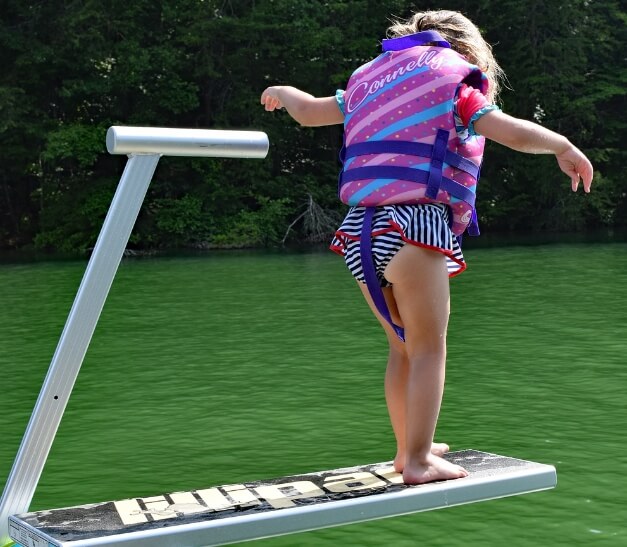 구명조끼의 중요성과 올바른 사용법