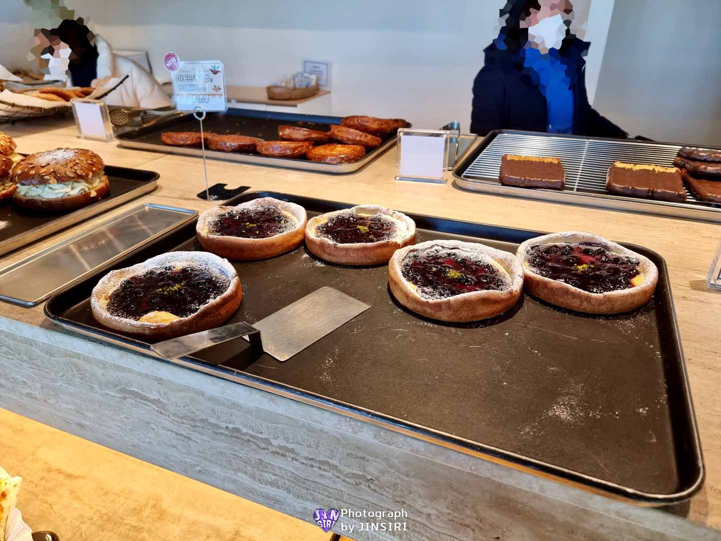 ๊นํฌ ๋๋ช
ํญ ์์ธ๊ทผ๊ต๋๋ผ์ด๋ธ ์์ด์๊ฐ๋งํ๊ณณ ๋ํ ๋ฒ ์ด์ปค๋ฆฌ์นดํ ์์ฐ๊ณต์