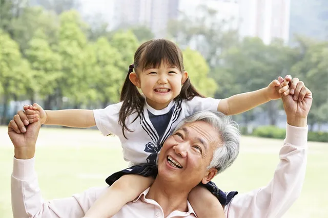 손주 사진 집안 실내 빛 방향 셔터속도 흔들림 방지_2