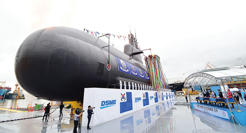 두산퓨얼셀 잠수함 사진