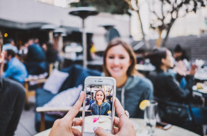 사진 잘 나오는 옷 고르는 법