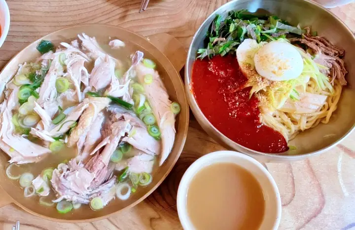 생활의달인 은둔식달 아산 3대 온면 밀면 비빔밀냉면 밀냉면 달인 충남 아산 냉면집 맛집 신정식당 위치 어디