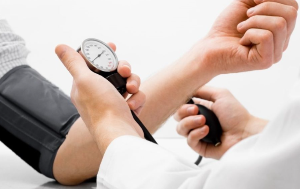 혈압 측정 이미지