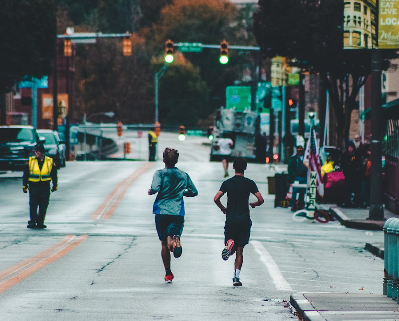 체중 감량을 위한 유산소 운동 vs 근력 운동