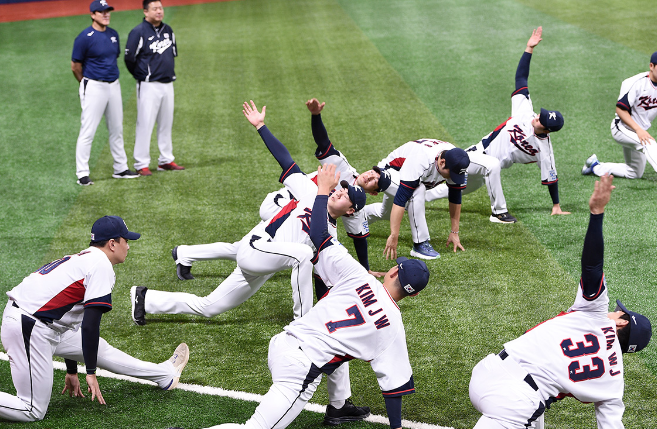 프리미어12 평가전