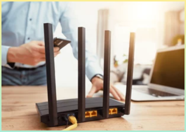 라우터, 모뎀, 노트북 네트워크 연결을 상기할 수 있는 이미지