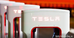 테슬라 주가하락 주요 요인 분석 및 향후 전망