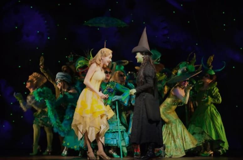 로맨틱 뮤지컬의 역사: 사랑과 감동을 그리다