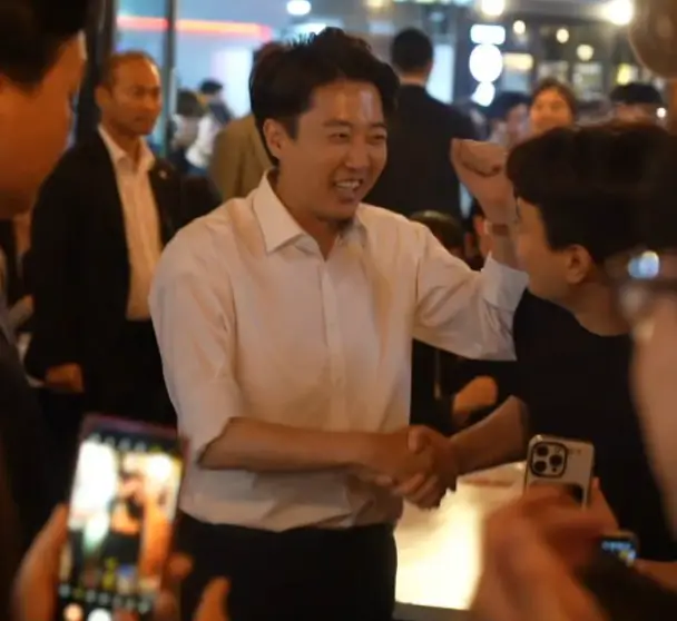 이준석