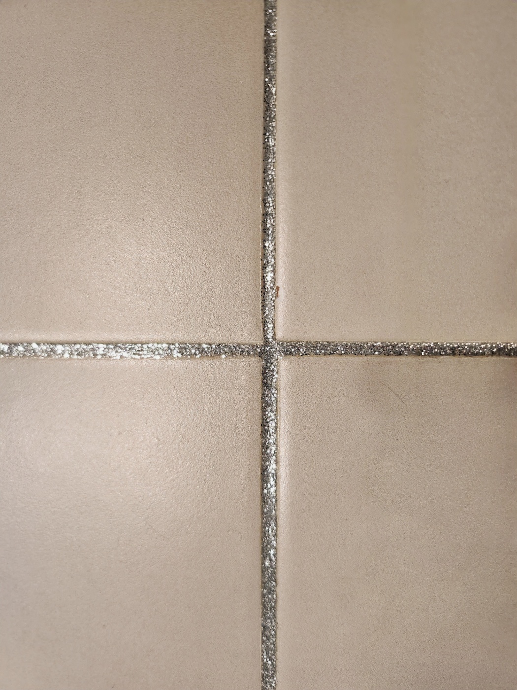 숨고-줄눈시공-화장실-은색-줄눈