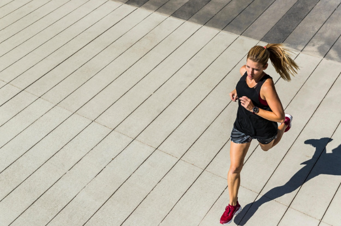 직장인 운동 시작 변화 러닝 체력 회복 건강 관리 이미지