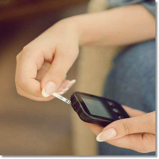 혈당 관리하는 당뇨병 환자