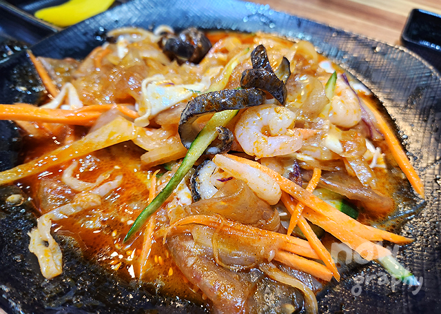 구백년짜장-3900원-(양장피)