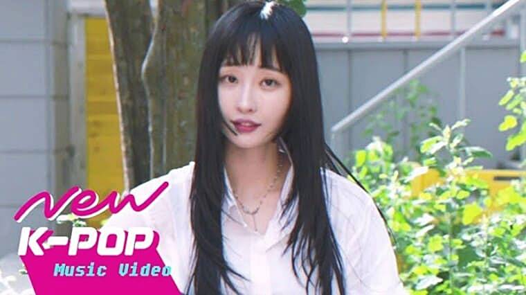 가수-겸-모델-솜혜빈