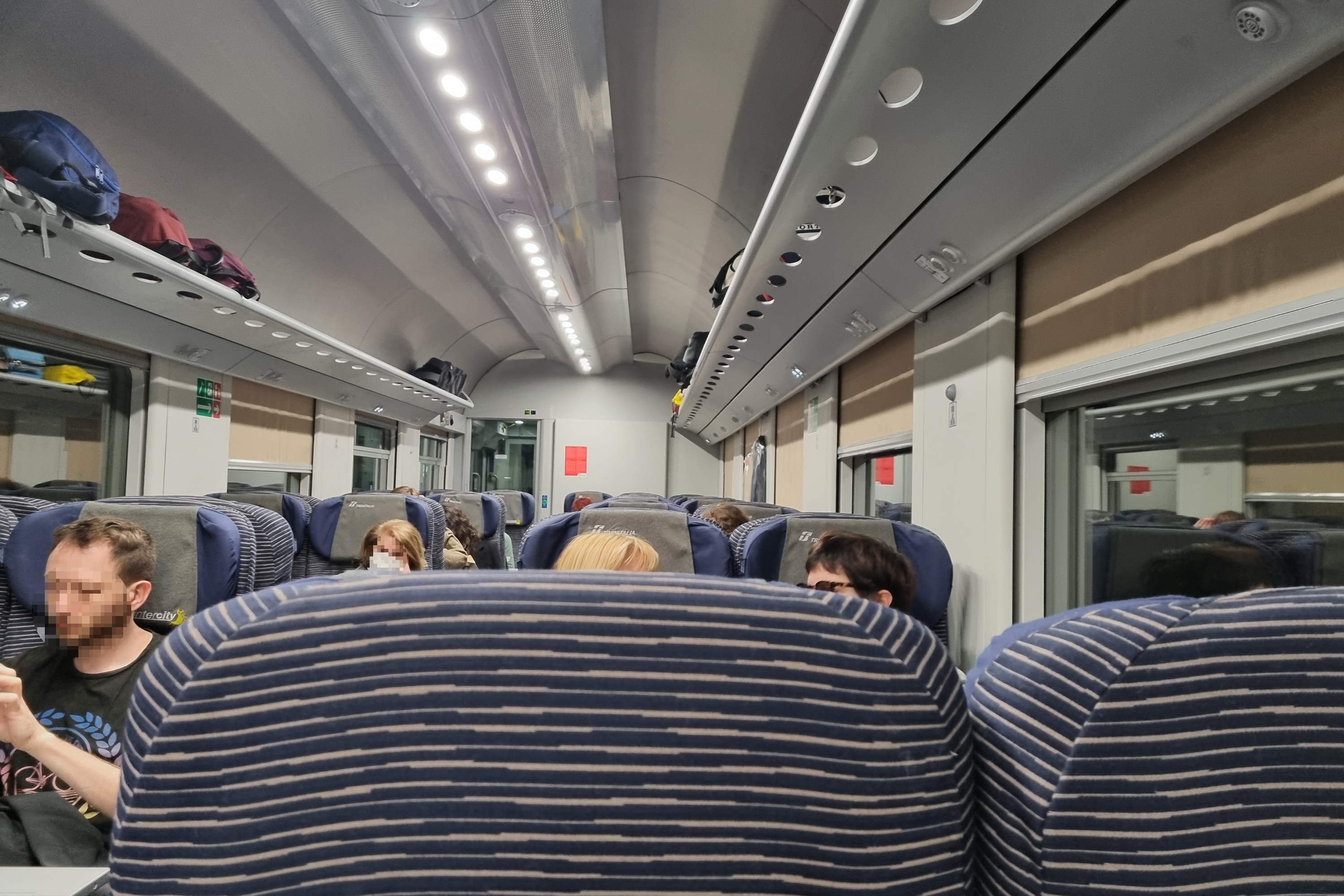 이탈리아 기차 내부 시설