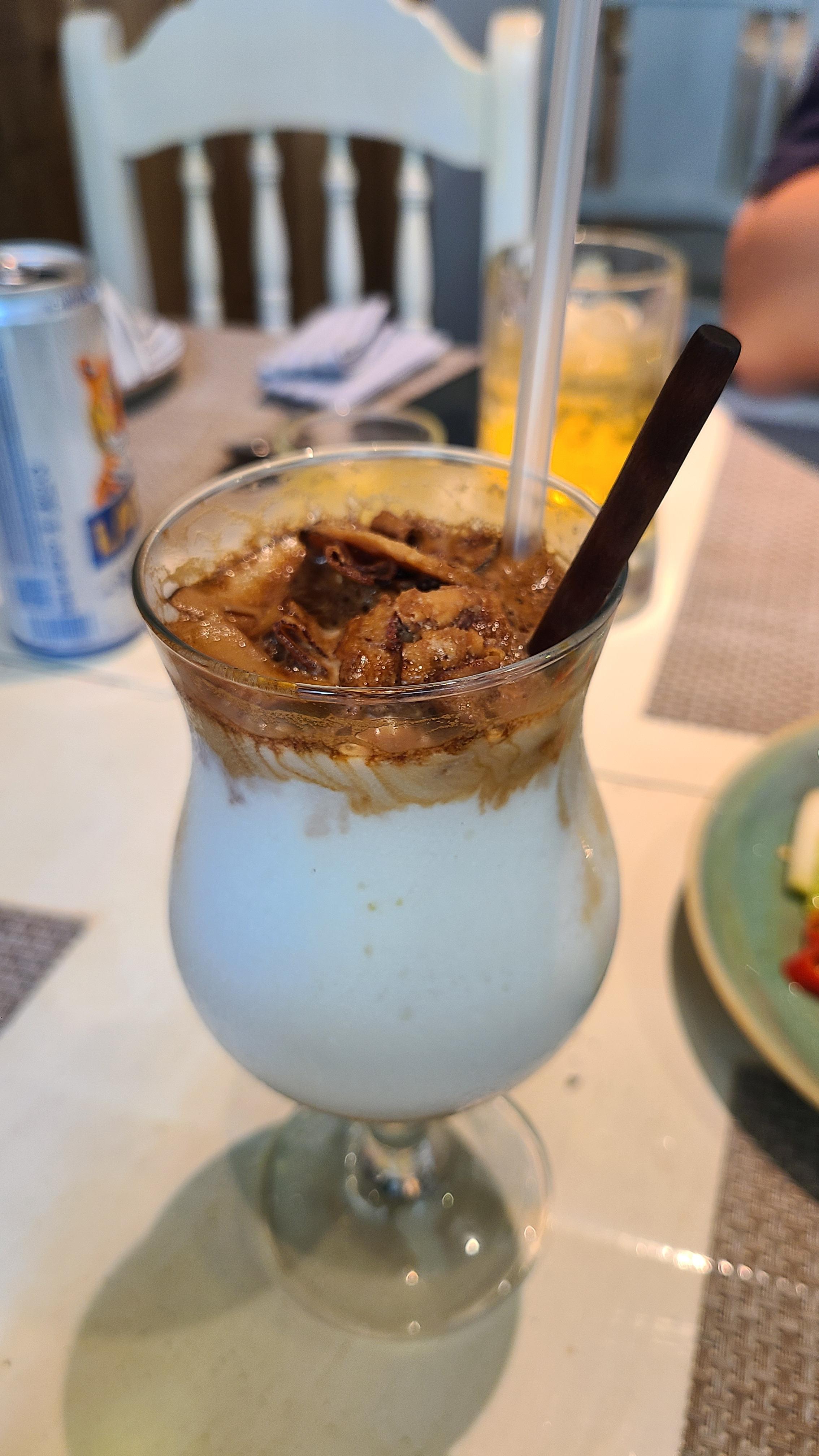 킴레스토랑 코코넛커피