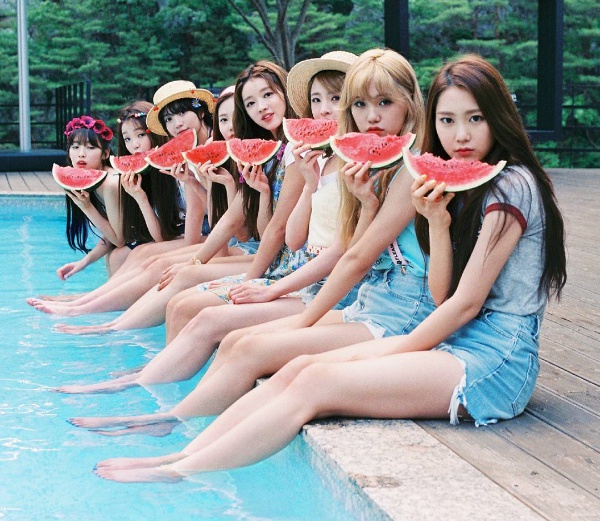 지호 오마이걸 나이 프로필 키 인스타 탈퇴 복근 고화질 화보 과거