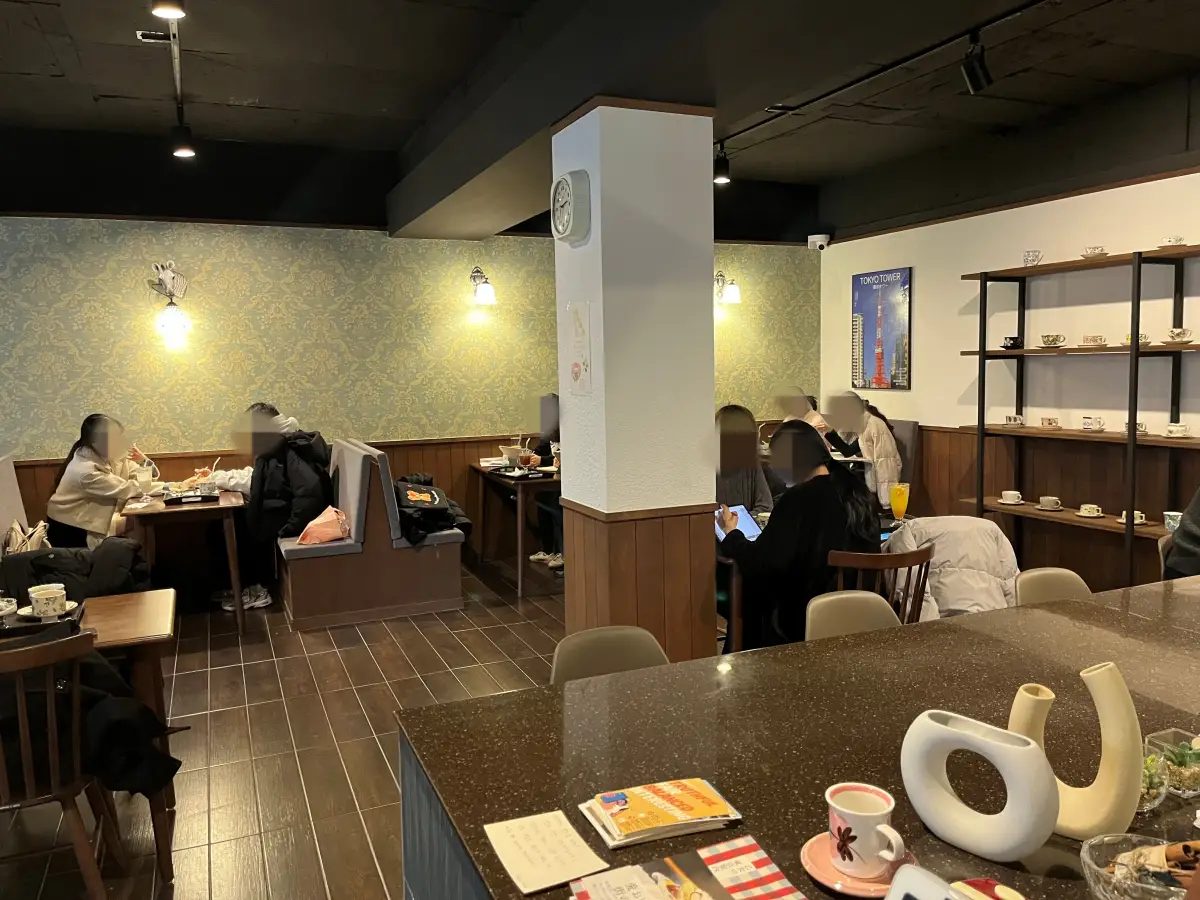 레오즈커피샵-내부자리