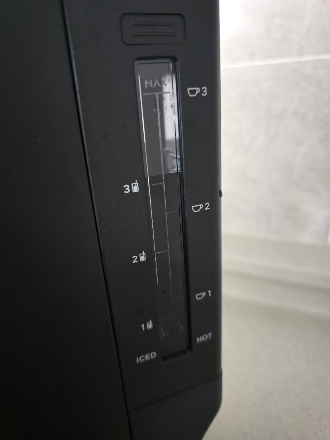 물탱크에 물이들어있어요