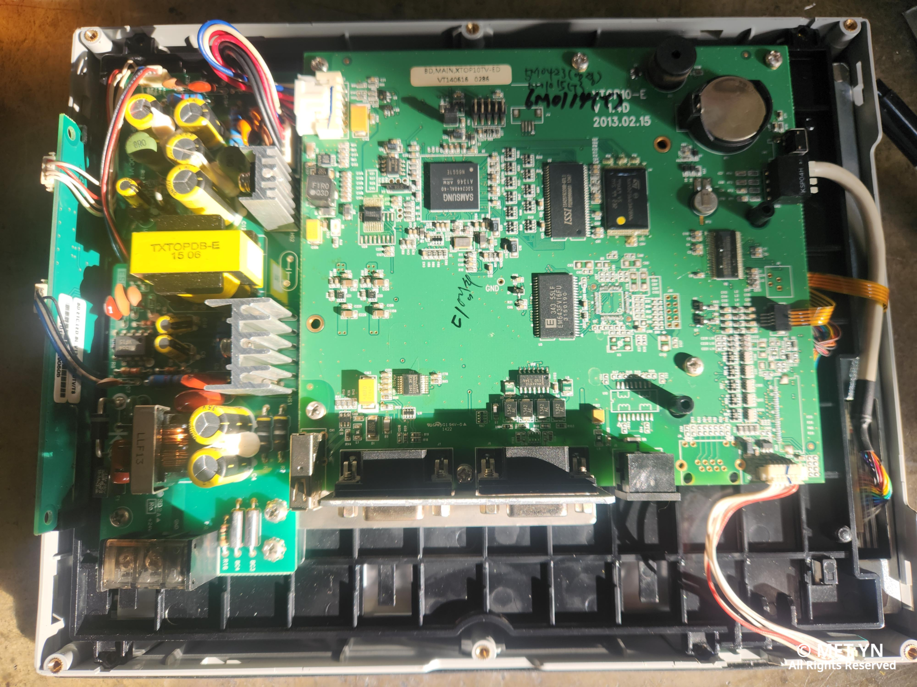 M2I 터치패널 XTOP10TV-ED 수리과정