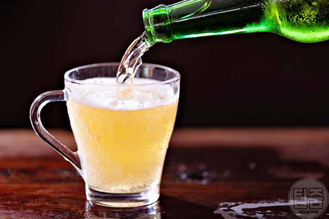 맥주 빨리 차갑게 만드는 방법 냉장고 10분