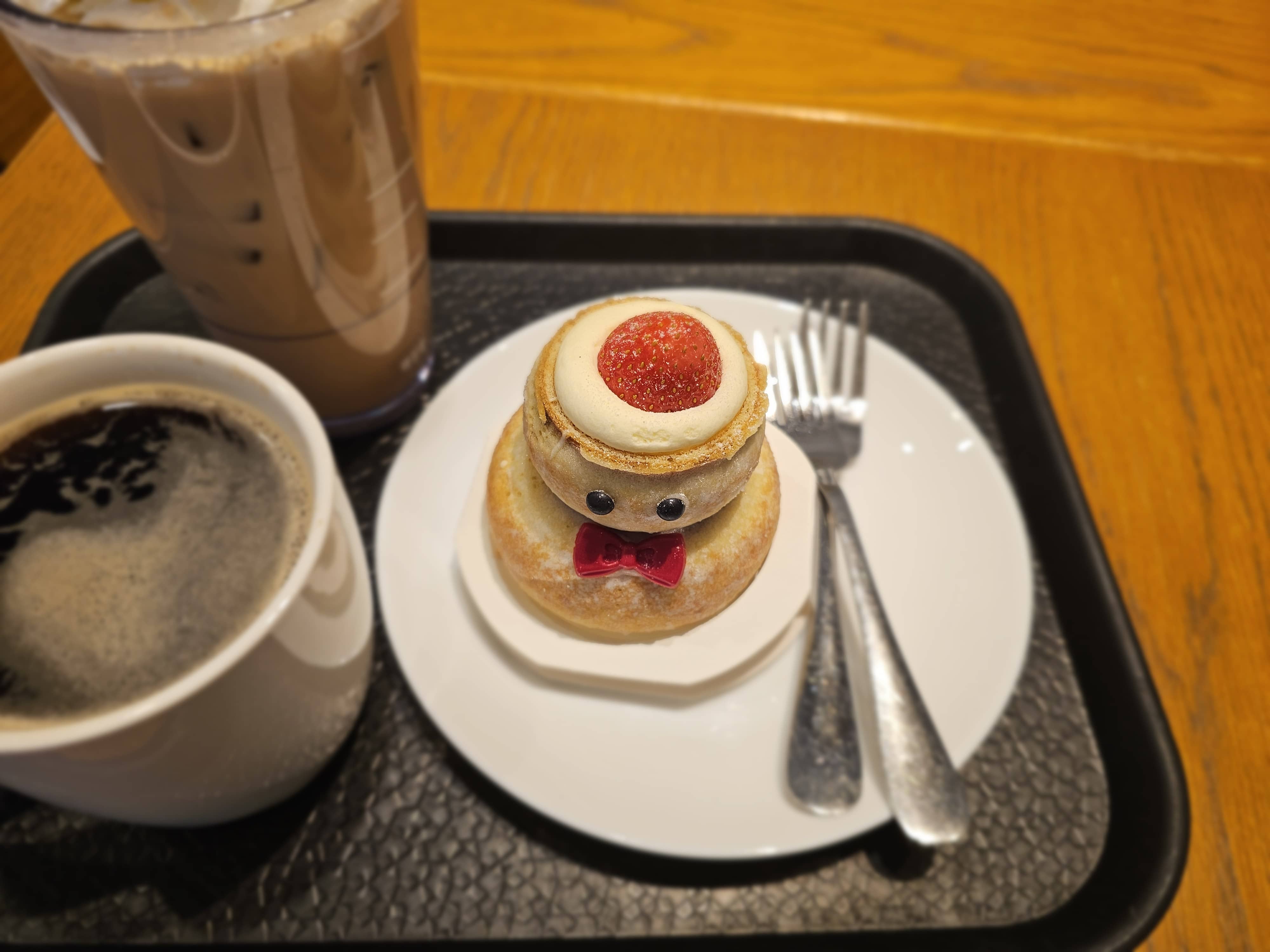 스타벅스눈사람바움쿠헨