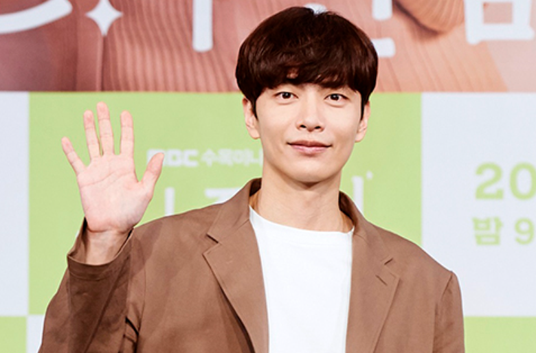 이민기나이