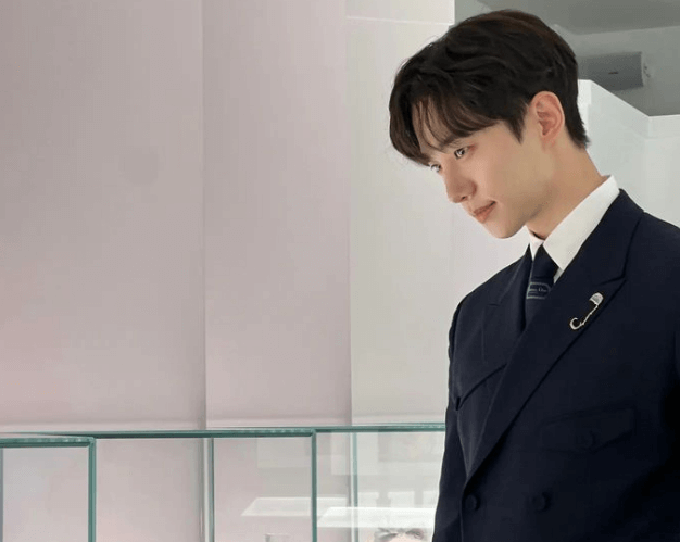 이준호-옆모습