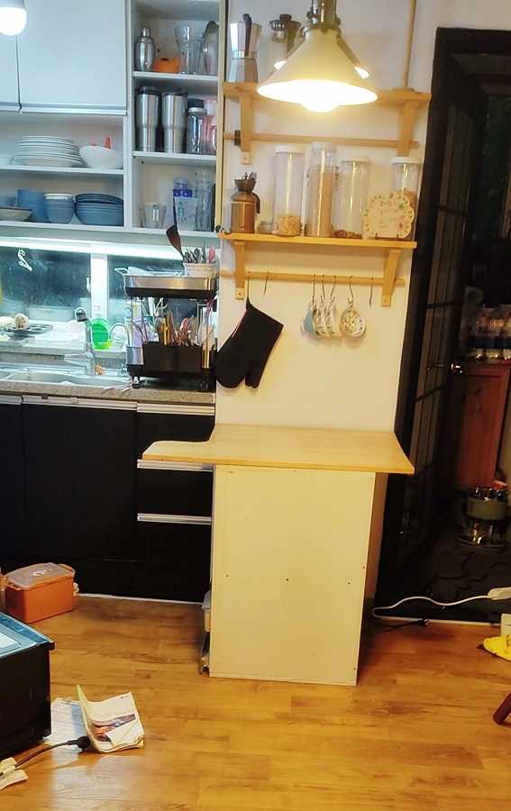 식탁이 사라진 레인지장 모습