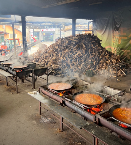 6시내고향 토종닭 참나무 솥뚜껑닭볶음탕 전북 무주 이영자 추천 무주농원