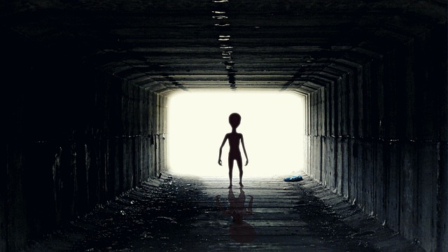 UFO 꿈해몽, 꿈, 인공위성꿈해몽, 비행물체꿈해몽, 비행기꿈해몽, 비행기꿈, 비행기보는꿈, 비행기추락하는꿈,