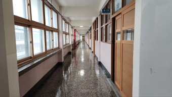 근로자의 날, 누가 쉬고 누가 일할까? (공무원, 은행, 병원까지 총정리)