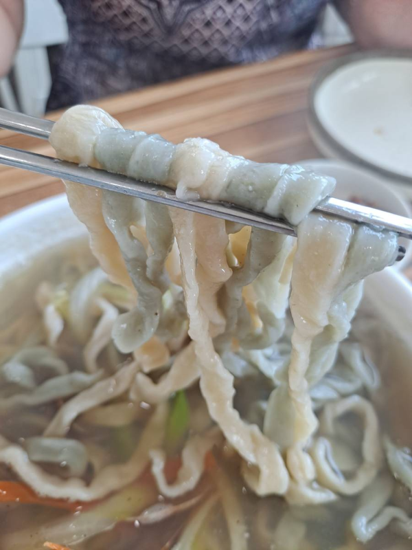 칼국수 쫄깃한 면발