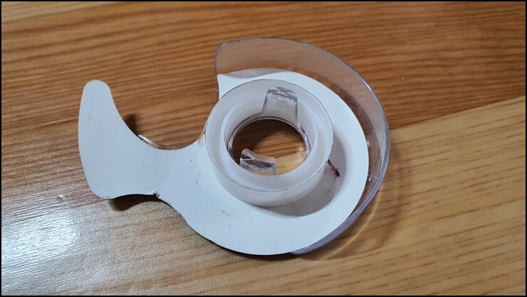 수명을-다한-스카치테이프