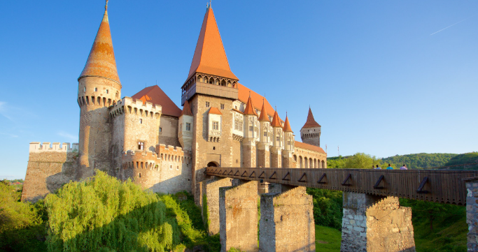 루마니아 감독의 수도권, 지방 차이 관련 사진