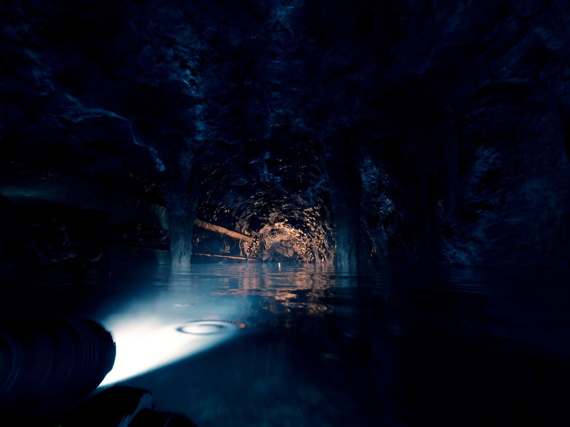 폭이 좁아진 동굴 내부 통로 모습