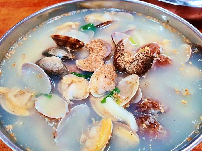 이만기 동네한바퀴 충남 태안 바지락칼국수 맛집