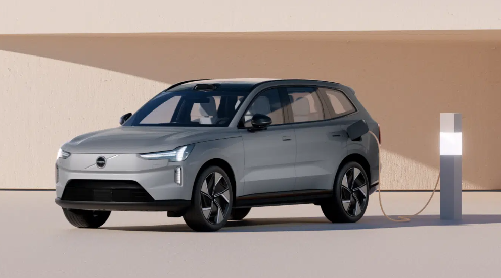 2024 볼보 XC40 포토