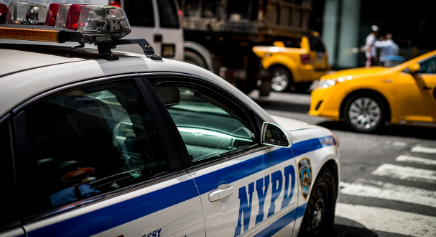 운전 중 경찰이 세웠을 때 침착하게 대처하는 법